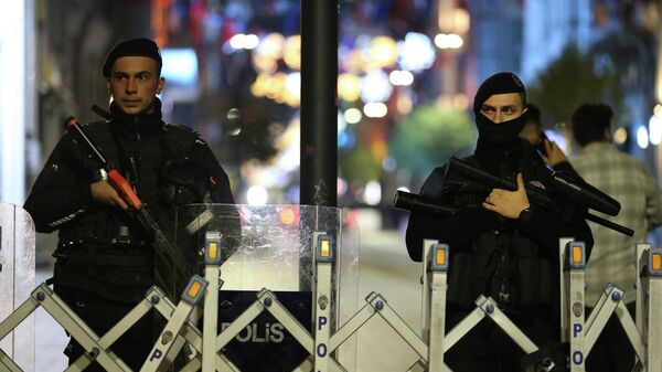 Взрыв на туристической улице Истикляль в Стамбуле - Sputnik Кыргызстан