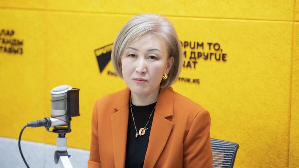 Заместитель председателя Социального фонда КР Гульнура Жуматаева - Sputnik Кыргызстан