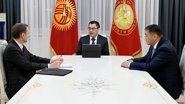 Президент КР принял директора Службы внешней разведки России - Sputnik Кыргызстан