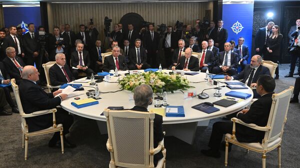 Саммит лидеров стран - участниц ОДКБ в Ереване - Sputnik Кыргызстан