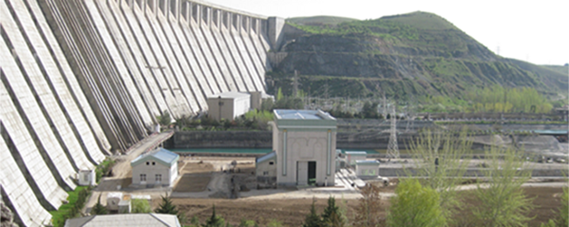 Гидроэлектростанция на Кемпир-Абадском водохранилище. Архивное фото - Sputnik Кыргызстан, 1920, 25.11.2022