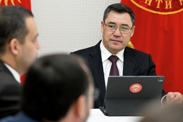 Жапаров, выразил уверенность в том, что визит главы IBA придаст новый импульс для развития бокса в Кыргызстане. - Sputnik Кыргызстан