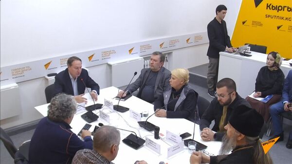 Запись прямого эфира с круглого стола о евразийской интеграции - Sputnik Кыргызстан