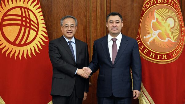 Встерча президента КР с вице-президентом КНР  - Sputnik Кыргызстан