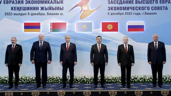 Президенты стран ЕАЭС на саммите в Бишкеке - Sputnik Кыргызстан