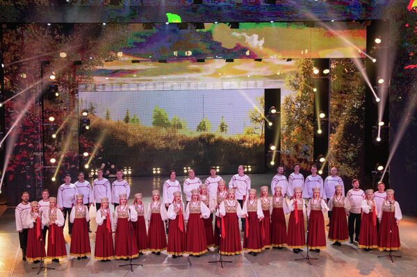 Церемония закрытия проходит в Национальной филармонии имени Т. Сатылганова - Sputnik Кыргызстан