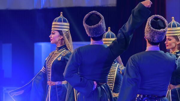 Церемония закрытия перекрестного года КР и РФ в Бишкеке - Sputnik Кыргызстан