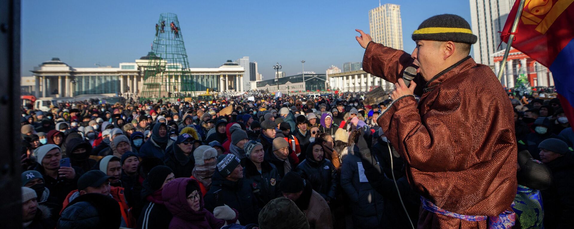 Участники митинга против коррупции в угольной промышленности и стремительного роста инфляции на площади Улан-Батора, Монголия - Sputnik Кыргызстан, 1920, 13.12.2022