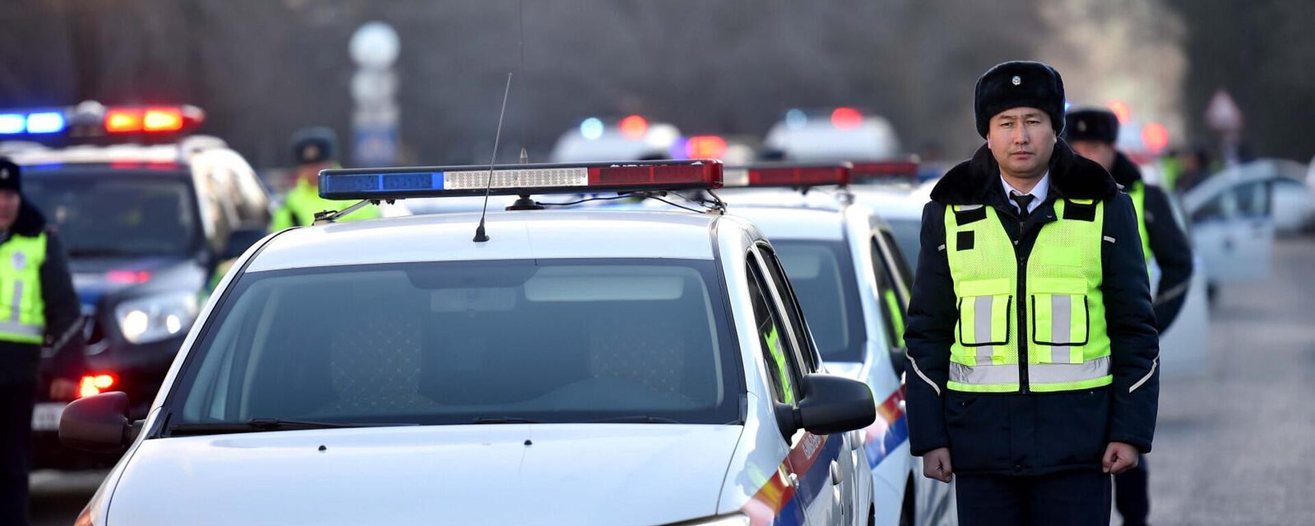 УПСМ кызматкерлери. Архив - Sputnik Кыргызстан, 1920, 25.11.2025