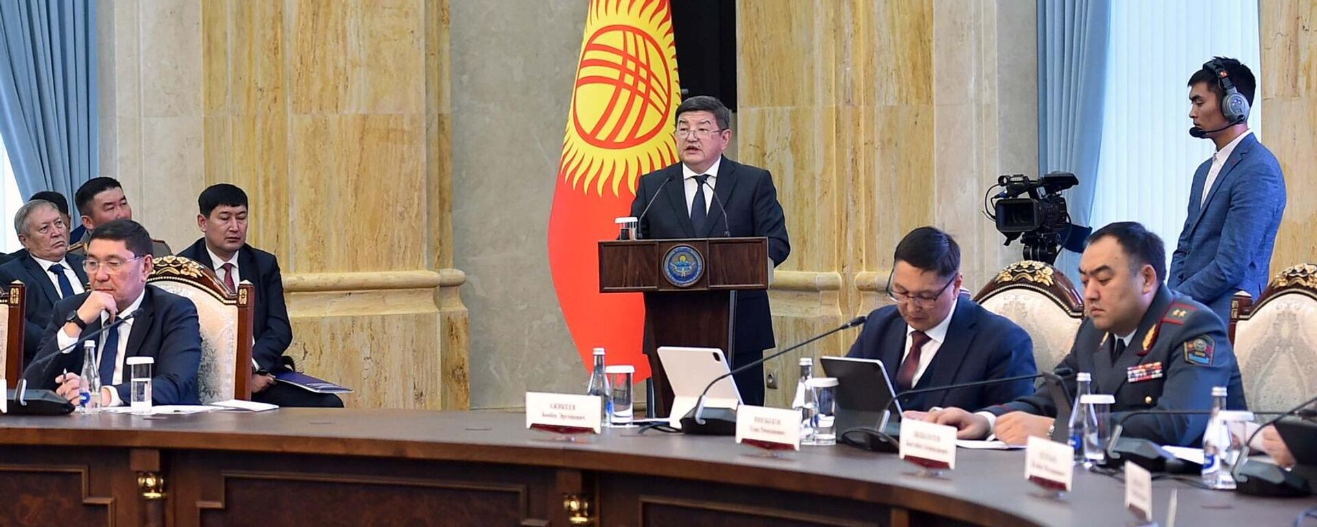 Итоговое заседание кабинета министров КР - Sputnik Кыргызстан, 1920, 28.12.2022