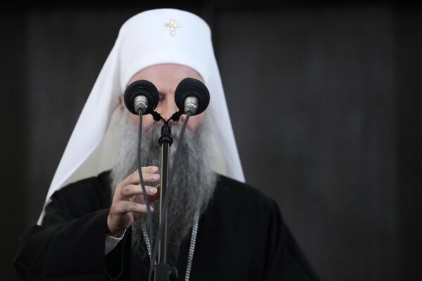 Патриарх Сербской православной церкви Порфирий на пресс-конференции в Белграде - Sputnik Кыргызстан