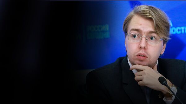 Эксперт: преследование журналистов — обычная практика для Латвии. Видео - Sputnik Кыргызстан