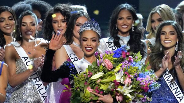 Победительница конкурса красоты Мисс Вселенная-2023 Р'Бонни Нола Габриэль - Sputnik Кыргызстан