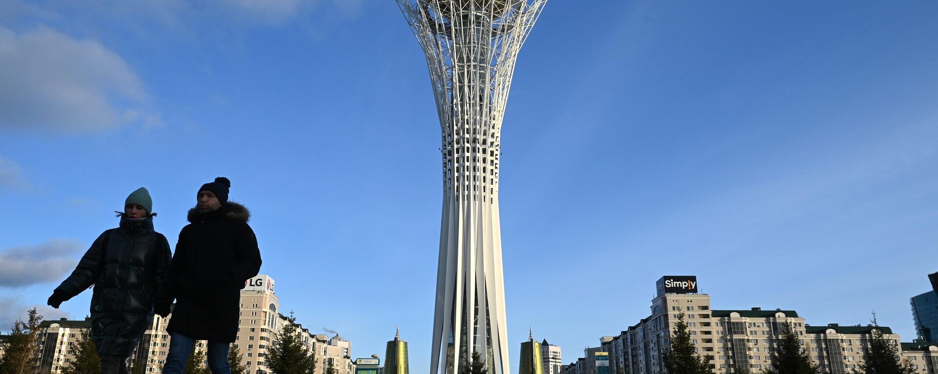 Монумент Астана-Байтерек в Астане. Архивное фото - Sputnik Кыргызстан, 1920, 24.02.2023