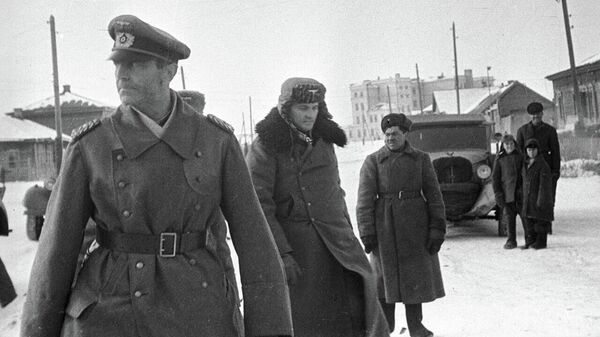 80 жыл мурда генерал-фельдмаршал Фридрих Паулюс туткунга түшкөн. Видео - Sputnik Кыргызстан