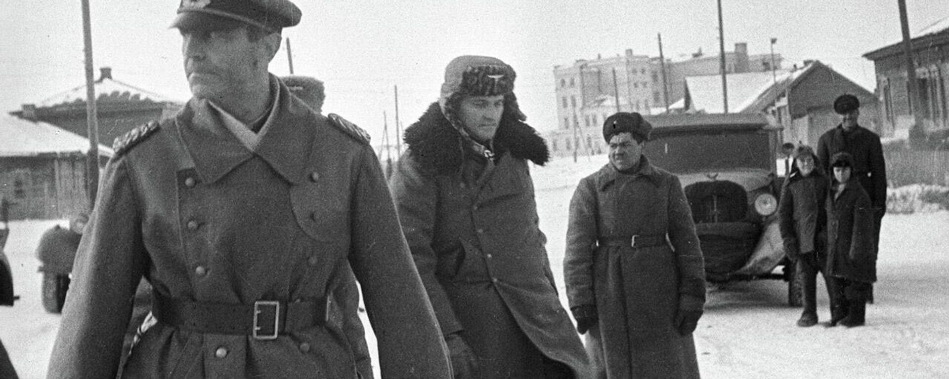 80 жыл мурда генерал-фельдмаршал Фридрих Паулюс туткунга түшкөн. Видео - Sputnik Кыргызстан, 1920, 31.01.2023