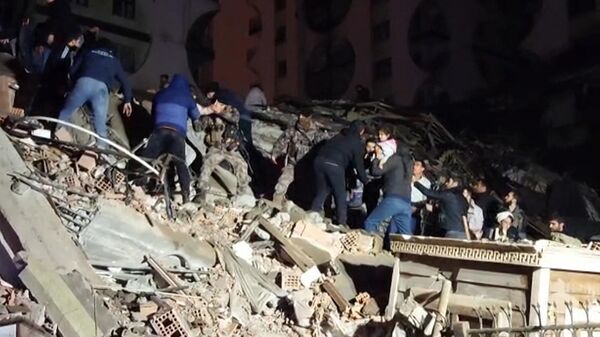 В Турции произошло сильное землетрясение, объявлен самый высокий уровень тревоги - Sputnik Кыргызстан