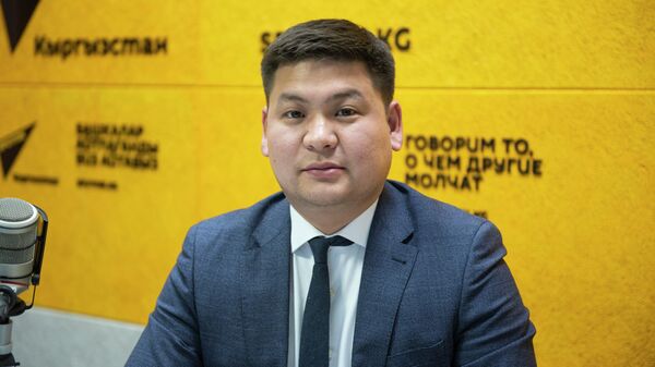 Мамлекеттик ипотекалык компаниянын башкаруучулугунун төрагасынын орун басары Амантур Омуров - Sputnik Кыргызстан