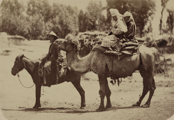 Кыргызская семья прибыла на рынок, XIX век - Sputnik Кыргызстан