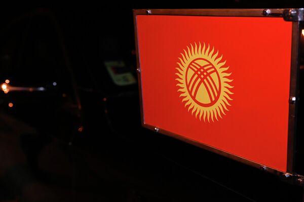 Как отмечает пресс-служба президента КР, борт № 1 приземлился в международном аэропорту имени Ференца Листа - Sputnik Кыргызстан