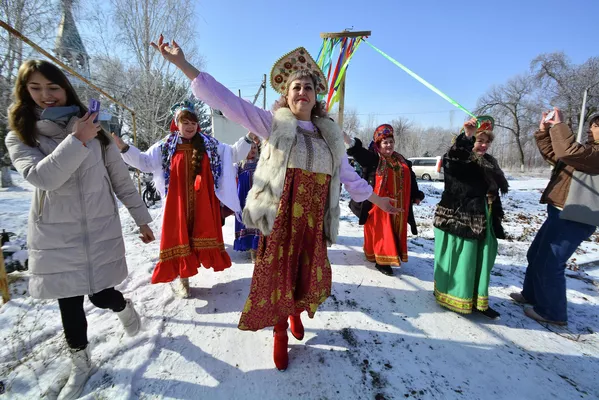 Проводы зимы традиционно прошли в веселой атмосфере - Sputnik Кыргызстан