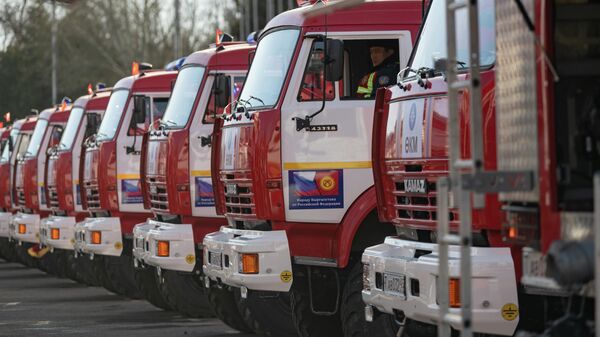 Какие пожарные машины передала Россия Кыргызстану — видео - Sputnik Кыргызстан