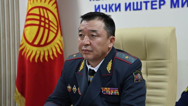 Ички иштер министринин орун басары Октябрь Урмамбетов - Sputnik Кыргызстан