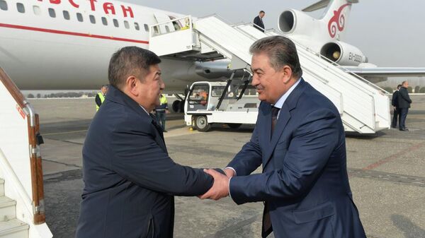 Рабочим визит председателя кабинета министров Акылбека Жапарова в Узбекистан - Sputnik Кыргызстан