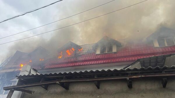 Крупный пожар в швейном цеху в Бишкеке  - Sputnik Кыргызстан