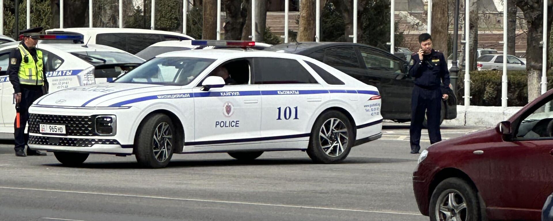 Работа патрульной милиции Бишкека - Sputnik Кыргызстан, 1920, 14.02.2026