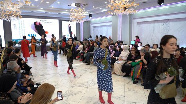 Первая церемония награждения Central Asia Fashion Awards в КР — видео - Sputnik Кыргызстан