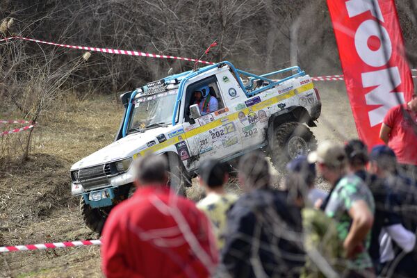 Среди участников были кыргызстанцы и гонщик из Тараза (Казахстан) - Sputnik Кыргызстан