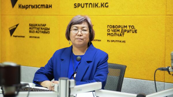 Бывший член Общественного совета при госслужбе исполнения наказаний Чолпон Омурканова - Sputnik Кыргызстан