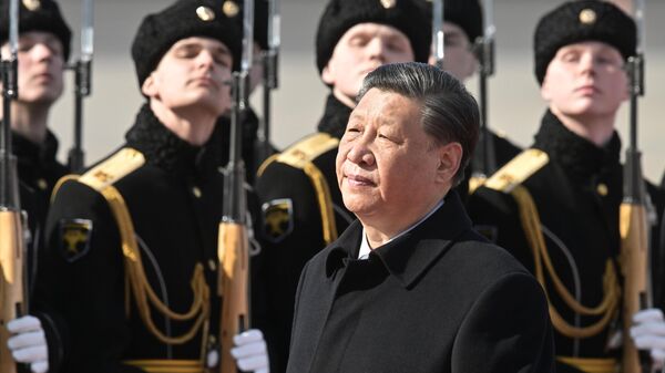 Прилет председателя КНР Си Цзиньпина в Москву - Sputnik Кыргызстан