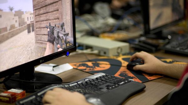 Геймер во время игры в Counter-Strike. Архивное фото - Sputnik Кыргызстан