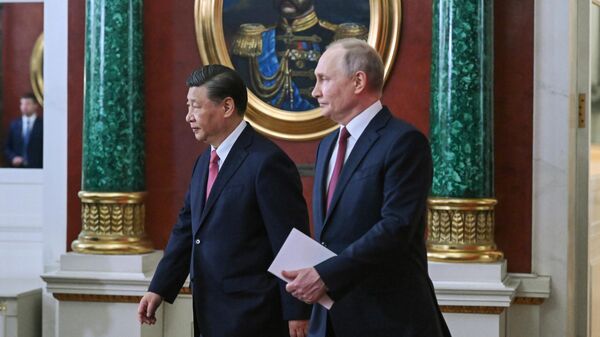 Президент РФ Владимир Путин и председатель КНР Си Цзиньпин - Sputnik Кыргызстан