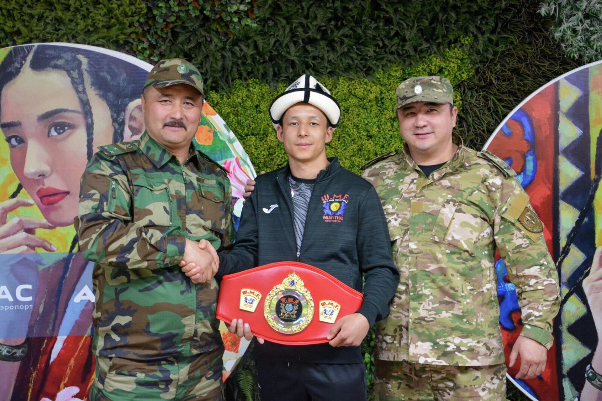 Лейтенант Никита Цой стал пятикратным чемпионом мира по тайскому боксу - Sputnik Кыргызстан, 1920, 26.03.2023