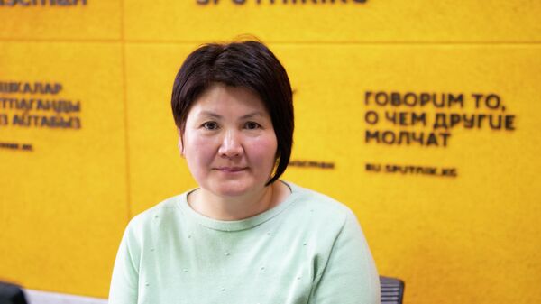 Илме көргөзмөсүнүн катышуучусу Айнура Жаныбекова - Sputnik Кыргызстан