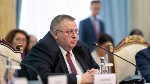 Россия өкмөт башчысынын орун басары Алексей Оверчук - Sputnik Кыргызстан