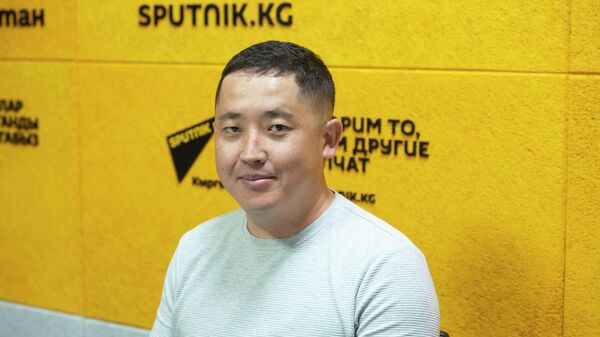 Психолог Жумаказы Жуманазаров - Sputnik Кыргызстан