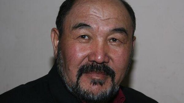 Народный артист Кыргызстана, оперный певец Сталбек Алмасбеков - Sputnik Кыргызстан