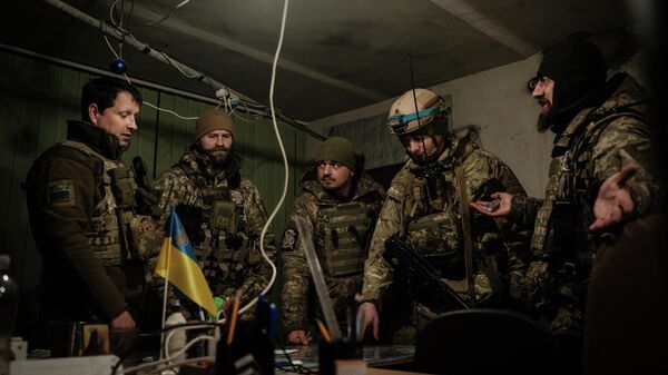 Украинские военнослужащие в оперативном штабе в Артемовске. Архивное фото - Sputnik Кыргызстан