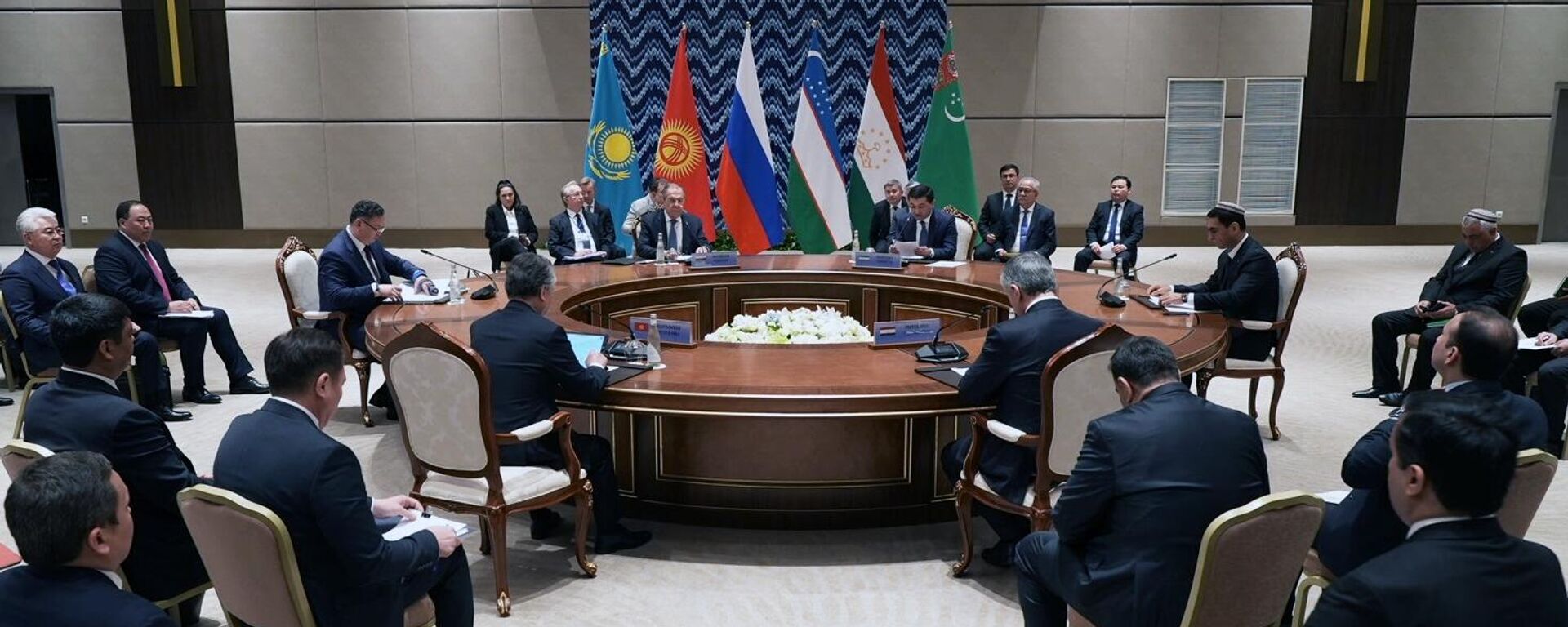 Заседание Совета министров иностранных дел СНГ в Самарканде - Sputnik Кыргызстан, 1920, 14.04.2023