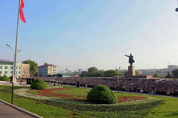 На центральной площади Оша состоялся праздничный Айт-намаз - Sputnik Кыргызстан