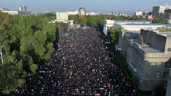 Праздничный Айт-намаз в честь Орозо 2023 в Бишкеке - Sputnik Кыргызстан