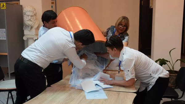 Референдум по поправкам в Конституцию в Узбекистане - Sputnik Кыргызстан