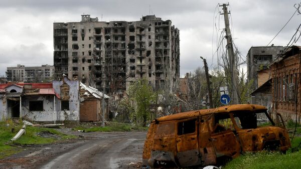 Разрушенные дома в Артёмовске - Sputnik Кыргызстан