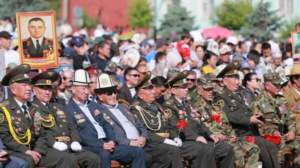 Шествие Бессмертного полка в Оше - Sputnik Кыргызстан