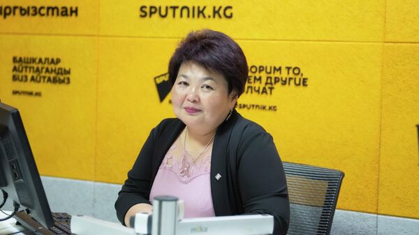 Главный специалист отдела финансовой грамотности Национального банка КР Анара Сабыр кызы - Sputnik Кыргызстан