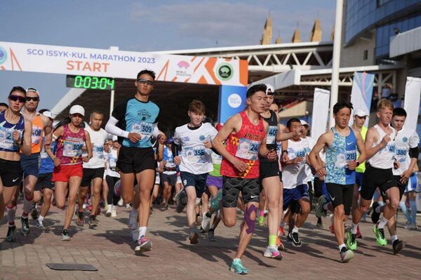 Бүгүн, 13-майда, Ысык-Көлдө Шанхай кызматташтык уюмунун эл аралык Run the Silk road марафону башталды - Sputnik Кыргызстан